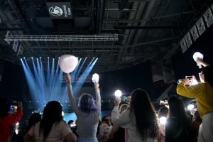 Memikirkan Kembali Keheningan Industri K-Pop Selama Gerakan Black Lives Matter